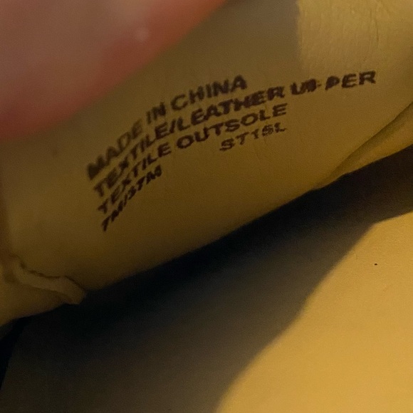 Nice! MK Moccasins/Flats. Gold Leather. VGUC Sz. 7M - Picture 10 of 13